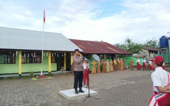 Polsek Ropang Gelar Kegiatan Police Goes to School Himbau Pelajar Bahaya Narkoba