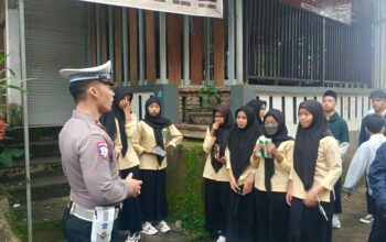 Sat Lantas Goes to School Edukasi Pelajar Tertib Berlalu Lintas