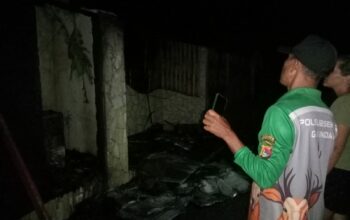 Sebuah vila di Gili Trawangan Terbakar