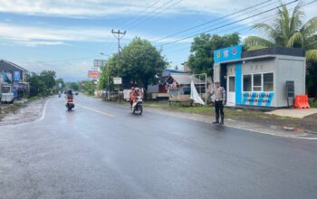 Sat Lantas Lakukan Strong Point Ciptakan Kamseltibcarlantas