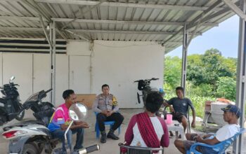 Bhabinkamtibmas Hu’u Sambangi Warga, Beri Himbauan Kamtibmas dan Ketahanan Pangan