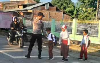 Polsek Lambu Laksanakan Rawan Pagi di SDN 02 Sumi Lambu