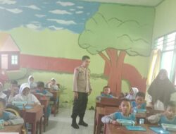 Dukung Program Pemerintah, Polres Bima Kota Pantau Distribusi Makanan Bergizi Gratis di SDN 70 dan SDN Imam Syafi’i