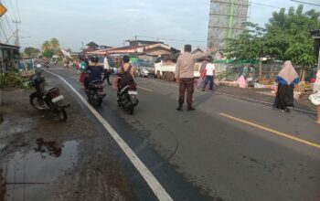 Polsek Gangga Laksanakan Kegiatan Rawan Pagi di Depan Pasar Gondang