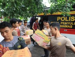 Polres Loteng Berikan Bansos dan Layanan Kesehatan bagi Warga Terdampak Banjir di Pujut.