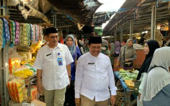 Bupati dan Wakil Bupati Lobar Sidak Pasar, Jaga Stabilitas Harga Saat Ramadhan.