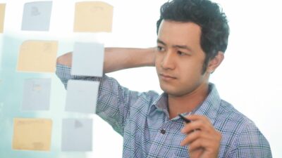 Otak Jenius, Hati Kurang Peka: Dilema Orang Cerdas