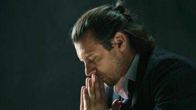 12 Mitos yang Masih Kamu Percaya, Padahal Salah Besar!