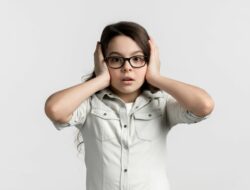 Anak Susah Dengar? Ini Trik Ampuh Tanpa Harus Teriak