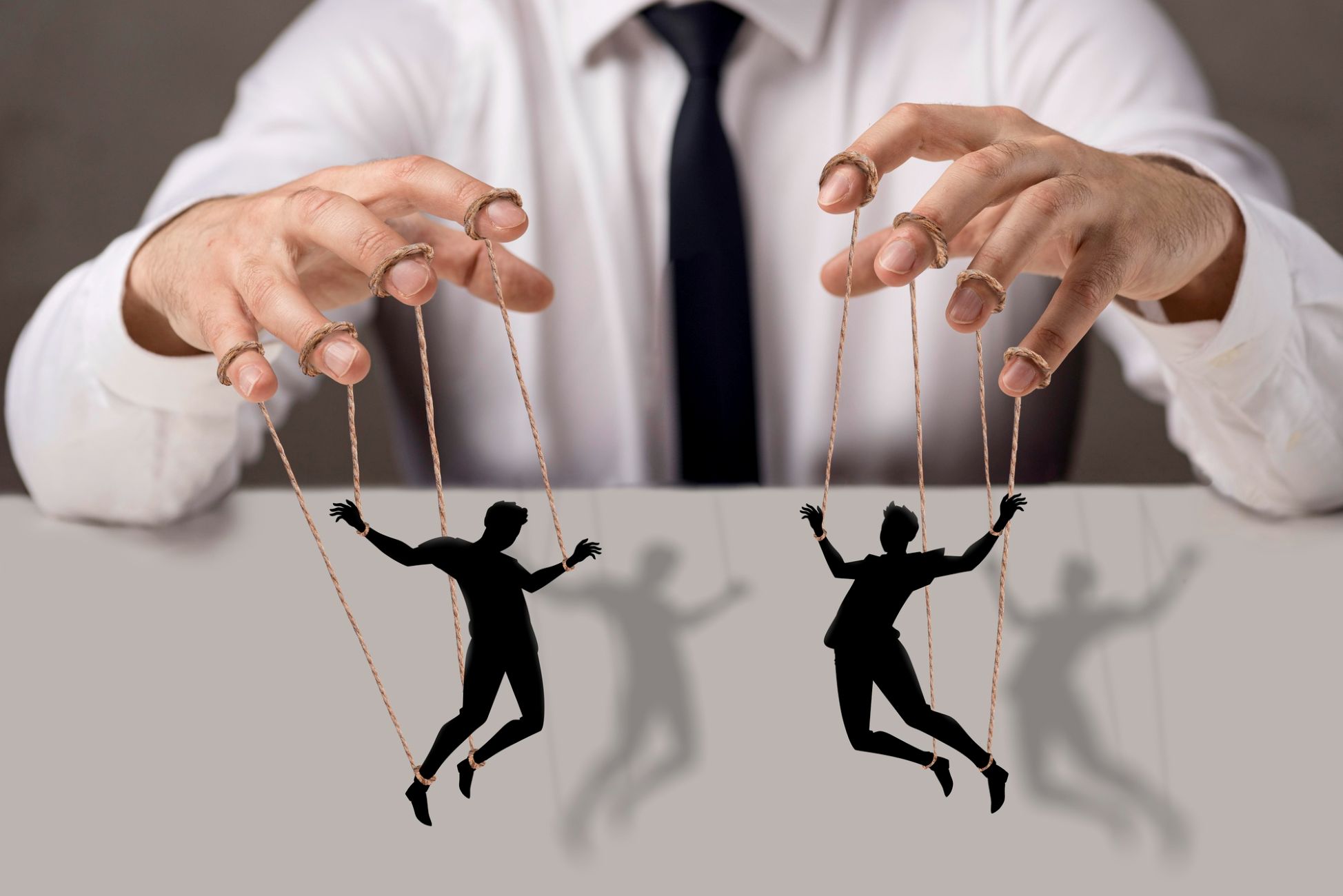 Manipulasi yang Tak Terlihat! Hati-Hati dengan Teknik Licik Ini