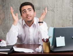 9 Permintaan Aneh Karyawan Jenius yang Bikin HRD Garuk-Garuk Kepala!