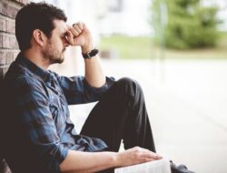 11 Hal yang Membuat Orang Pintar Justru Kesulitan dalam Hidup