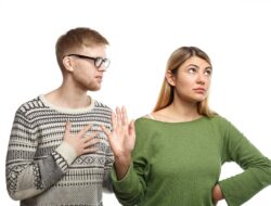 12 Alasan Mengejutkan di Balik Kebencian, Ini Jawaban Psikologinya!