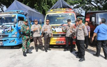 Polres Loteng Kawal  Ketat Pendistribusian Logistik Pilkades Hingga Ke TPS