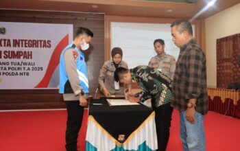 Polres Loteng Gelar Panandatanganan Pakta Integritas Penerimaan Polri Tahun 2025