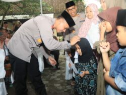 Buka Puasa Bersama Anak Yatim, Kapolres Loteng Berikan Santunan