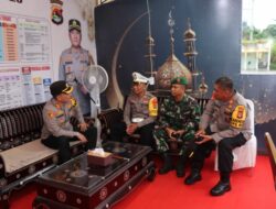 Kapolres Lombok Barat Tinjau Pospam Batulayar, Pastikan Keamanan Lebaran
