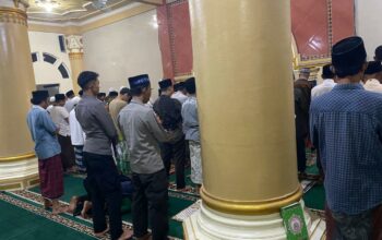 pengamanan, polisi, sekotong, masjid, lalu lintas, tarawih, ramadhan, ibadah, keamanan, kondusif