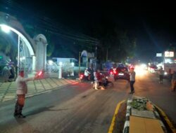 Polsek Gerung Kawal Tarawih, Jamaah Merasa Lebih Aman