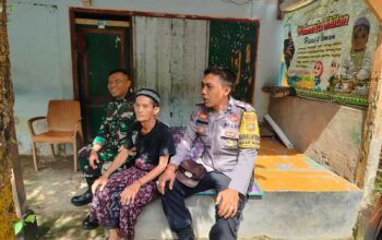 Manfaat Besar! Polisi Motivasi Warga Menanam Sayur di Rumah