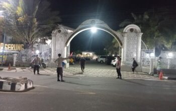 Pengamanan Ketat Salat Tarawih di Masjid Baital Atiq, Begini Suasananya!