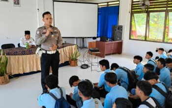 Kunjungi SMKN 1 Gangga, Sat Lantas Edukasi Pelajar Tata Tertib Berlalulintas