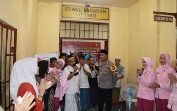 Kapolres Bima Kota Gelar Buka Puasa Bersama Tahanan di Hari Pertama Ramadhan