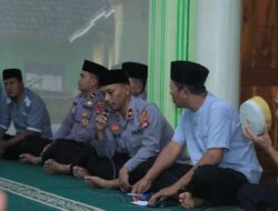 Jalin Silaturahmi dengan Masyarakat, Polres Sumbawa Barat Rutin Gelar Safari Ramadhan 1446 H/2025 M Di Masjid At-Taqwa Desa Tepas