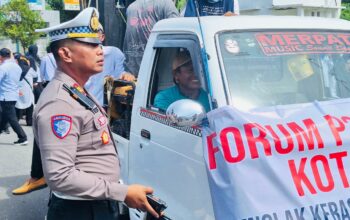 Sat Lantas Polres Bima Kota Laksanakan Pengawalan dan Pengamanan Aksi Massa CPPPK