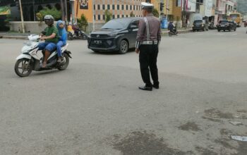 Satlantas Polres Bima Kota Gelar Rawan Sore/Strong Point untuk Kelancaran Lalu Lintas