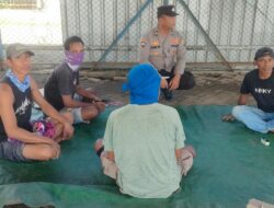 Polsek Kawasan Pelabuhan Laut Bima Laksanakan Giat Jumat Curhat dengan Buruh Pelabuhan