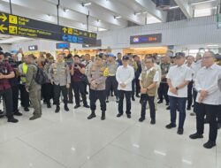Tinjau Bandara Soetta, Kapolri Instruksikan Jajaran Rutin Patroli Pastikan Pemudik Aman-Nyaman