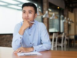 Ini Alasan Orang Cerdas Tak Pernah Salah Ambil Keputusan!