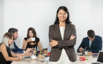 Dunia Kerja Berubah! 5 Profesi Ini Kini Lebih Dikuasai Wanita