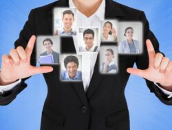 Pilih Karir? 7 Pekerjaan Fresh Graduate Paling Dicari!