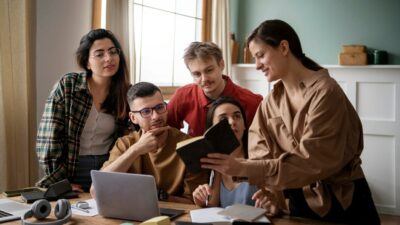 5 Pelajaran Hidup yang Disesali Saat Terlambat Menyadarinya!