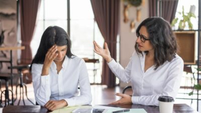 7 Kebiasaan Menunjukkan Kurangnya Empati