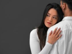 Buang Waktu! 10 Tanda Pasanganmu Nggak Akan Pernah Serius