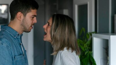 Bukan Sinetron! Ini Kesalahan Cerai yang Bikin Mantan Ketawa