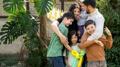 Anak Tunggal Rugi? 7 Momen Seru di Keluarga Besar