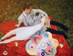 10 Tanda Suami yang Menghargai Istri dengan Tulus