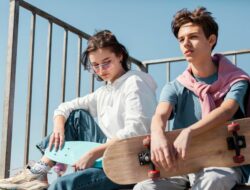 Gen-Z Bangkrut? Kenapa Hidup Makin Sulit dan Apa Solusinya!