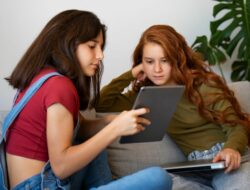 Gen Z Terjebak! Harapan Digital vs Realitas Ekonomi yang Kejam