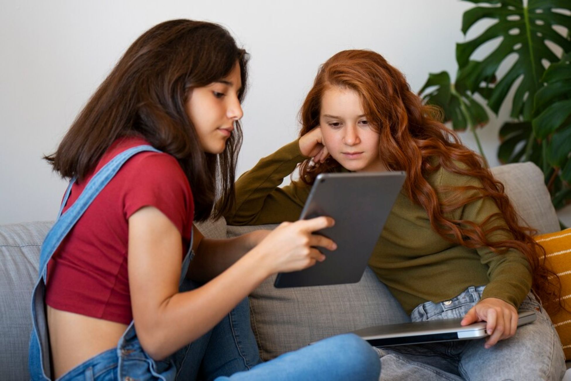 Gen Z Terjebak! Harapan Digital vs Realitas Ekonomi yang Kejam