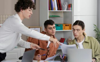 Gen Z di Dunia Kerja: Talenta atau Masalah? Ini Faktanya!