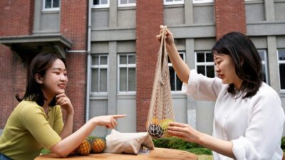 Tetangga Nyebelin? Begini Cara Akur dengan Mereka