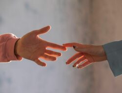 Cinta Mati? 5 Trauma Ini Bikin Kamu Ogah Nikah!