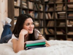 Literasi Wanita, Lebih Seksi dari Sekadar Baca