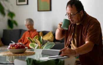 Usia 50 Tahun? Bongkar Rutinitas Anti Tua yang Wajib Dicoba!