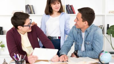 Bicara Tegas Tak Menyakiti, Cara Diplomasi Bikin Orang Nurut!